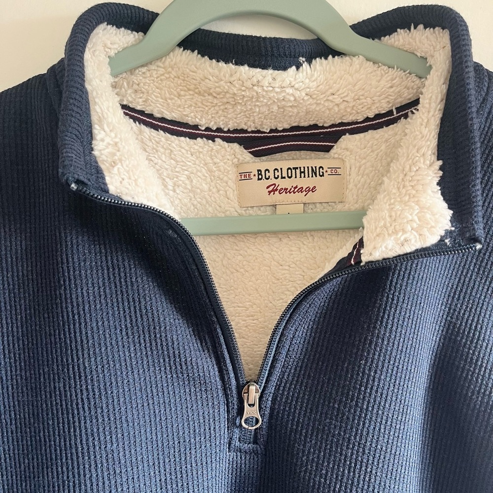BC clothing sweater - Picture 1 of 3